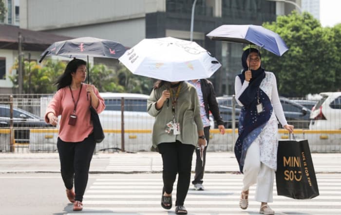 Pemprov DKI Imbau Warga Waspada Cuaca Panas Ekstrem